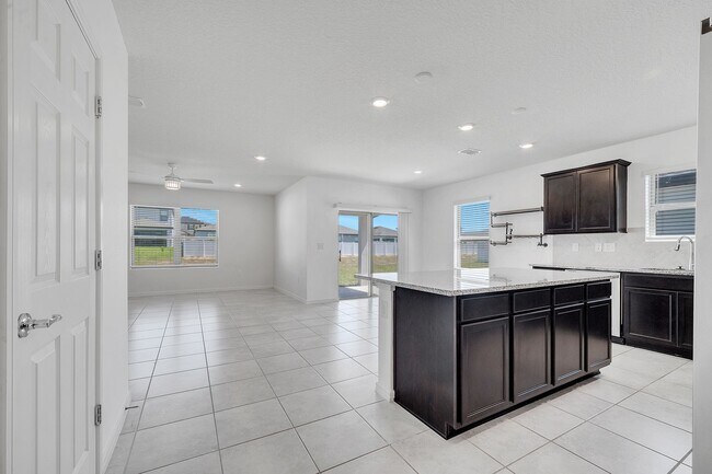Building Photo - 309 Citrus Isle Lp