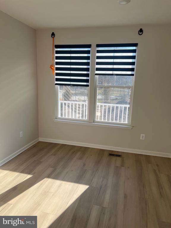 Building Photo - 6063 Soho Wy