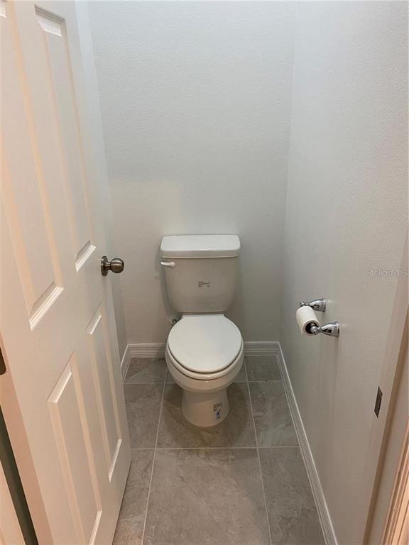 Building Photo - 2581 Royal Jasmine Ct