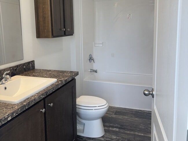 Building Photo - 464 Cimarron