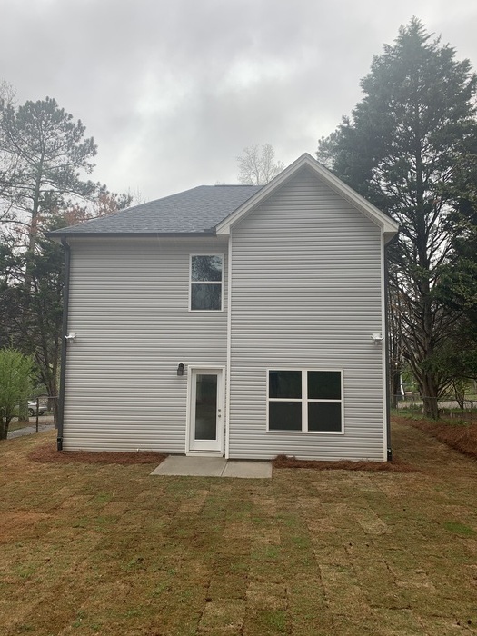 Building Photo - Beautiful 2 Bedroom 2.5 Bath Home Coming S...