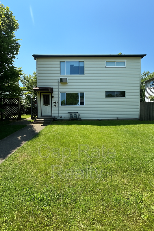Primary Photo - 981-983 E 13th Ave
