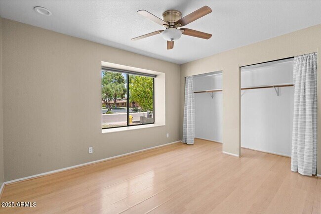 Building Photo - 1235 W 12th Pl