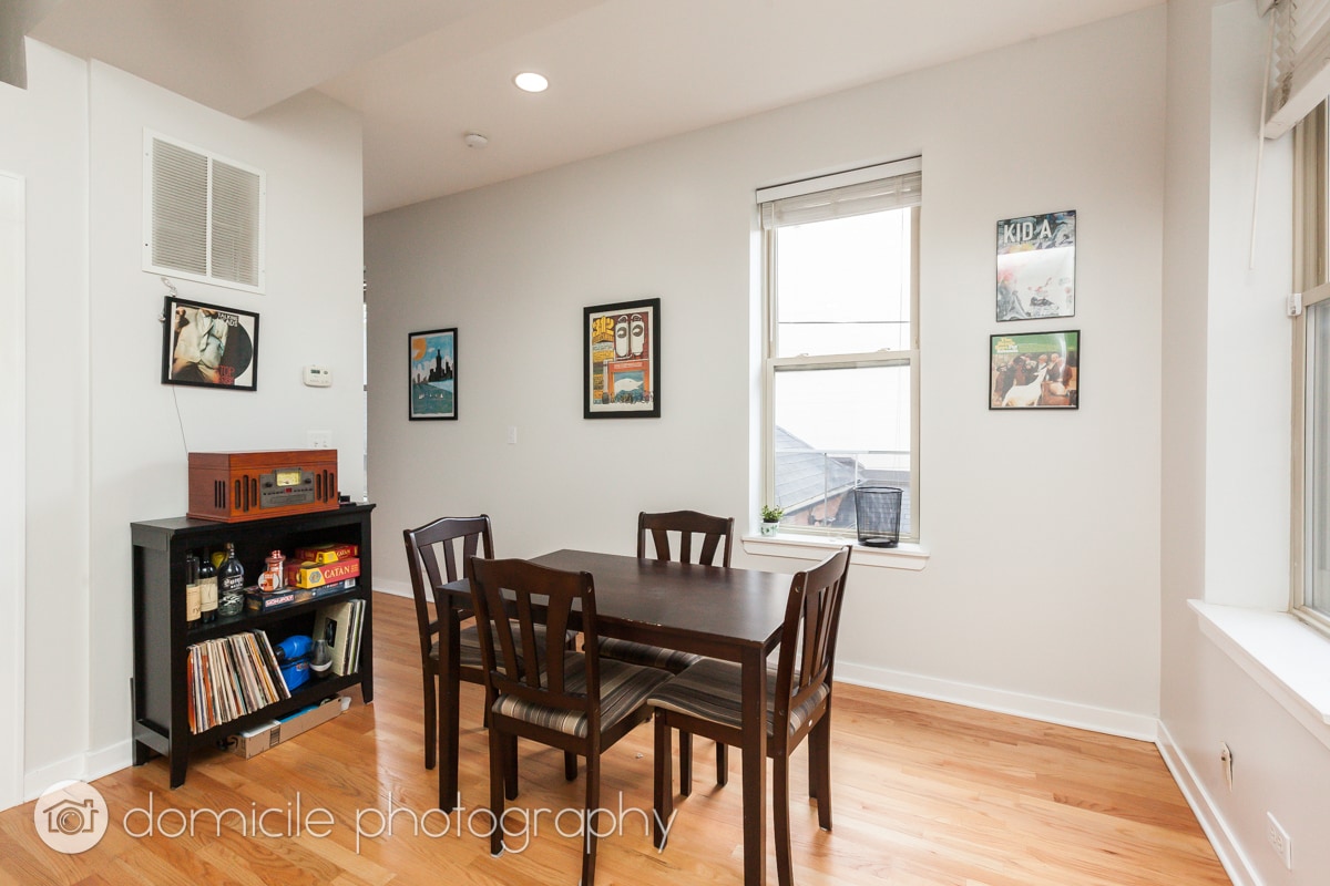 Building Photo - 1510 N Greenview Ave