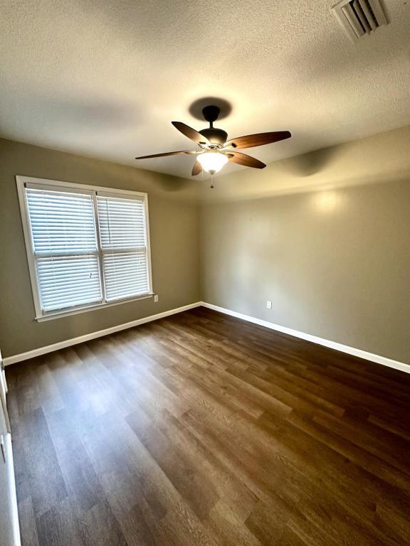 Building Photo - 607 Chickasaw Rd