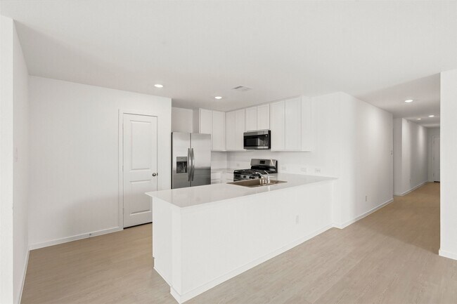 Building Photo - 17334 Glacier Frst Ln