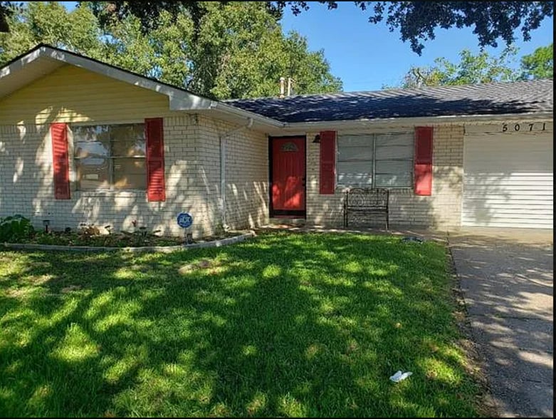 front exterior - 5071 Lyons Ct