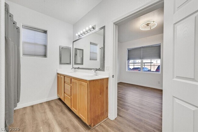 Building Photo - 8777 W Maule Ave