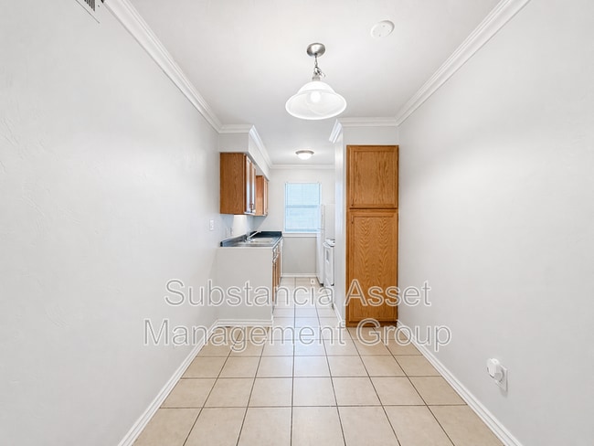 Building Photo - 1429 NW 24th St