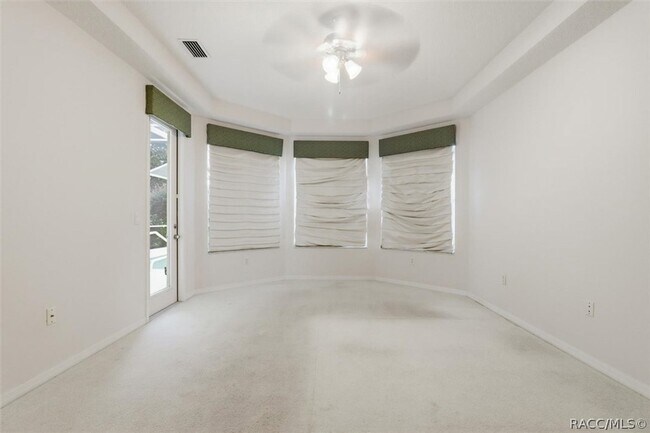 Building Photo - 215 W Mickey Mantle Path
