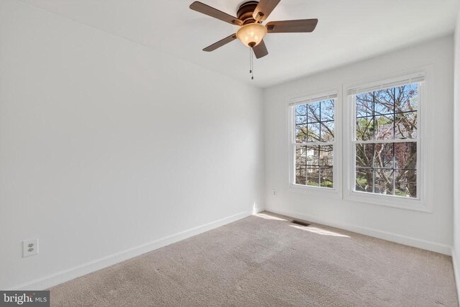 Building Photo - 6142 Joust Ln