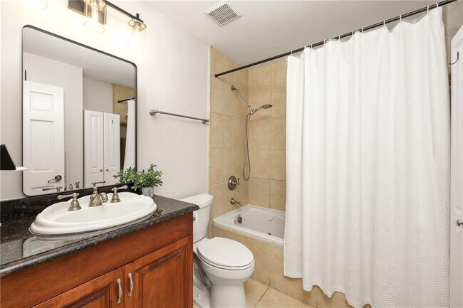 Building Photo - 259 14th St NE