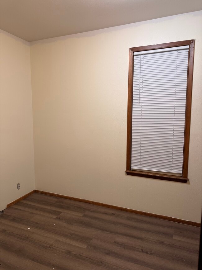 Building Photo - 2908 S Chicago Ave