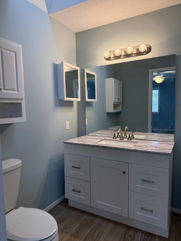 Building Photo - 1762 Pine Cove