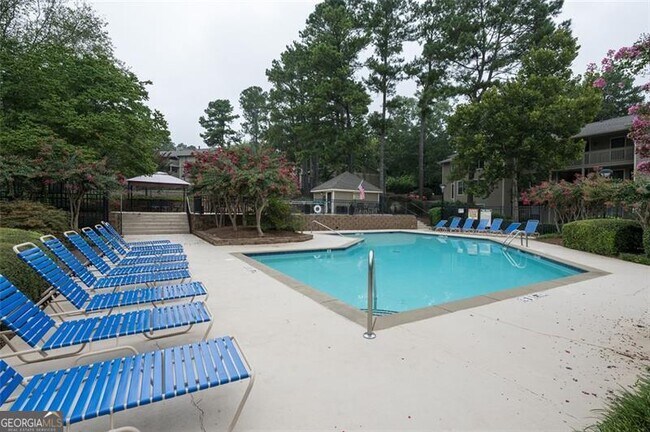Building Photo - 200 River Mill Cir
