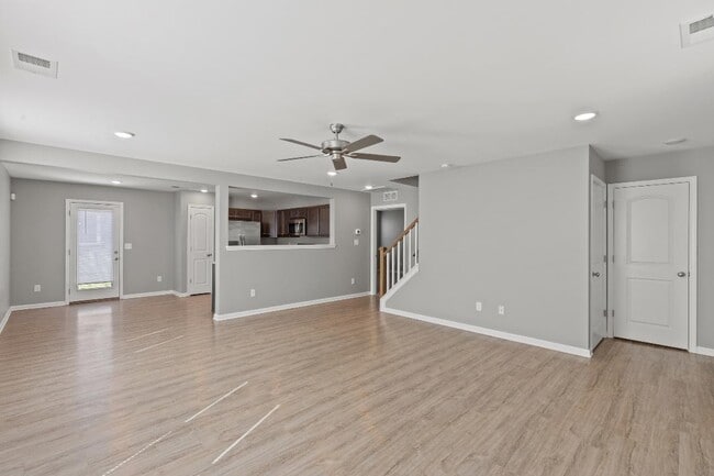 Building Photo - 253 Skaggs Blvd