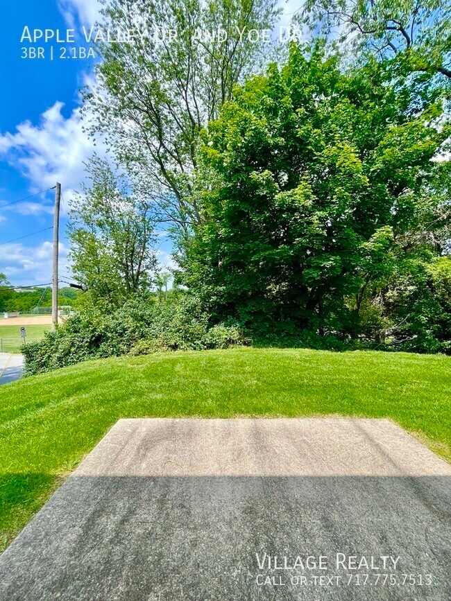 Building Photo - 914 Apple Valley Dr