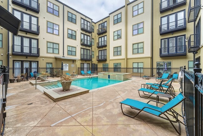 Building Photo - 5300 Peachtree Rd