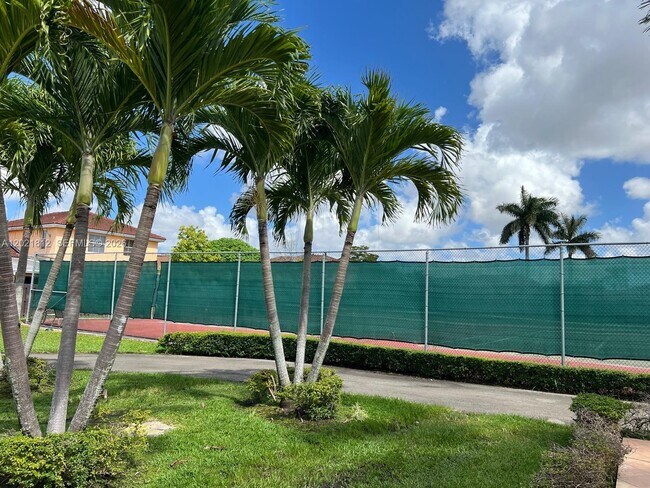 Building Photo - 1132 NW 125th Path