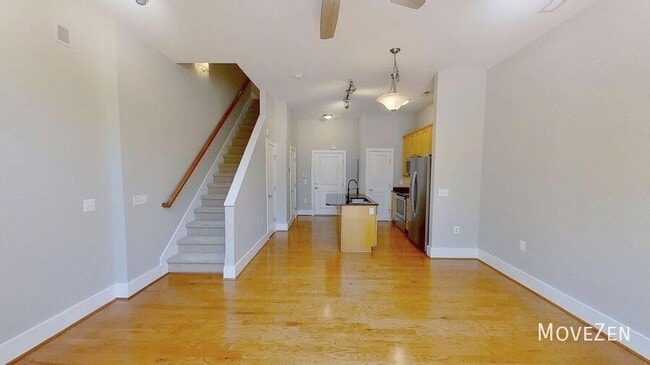 Building Photo - 444 S Blount St