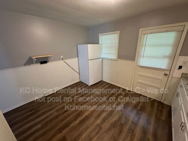 Building Photo - 3028 N 71 St