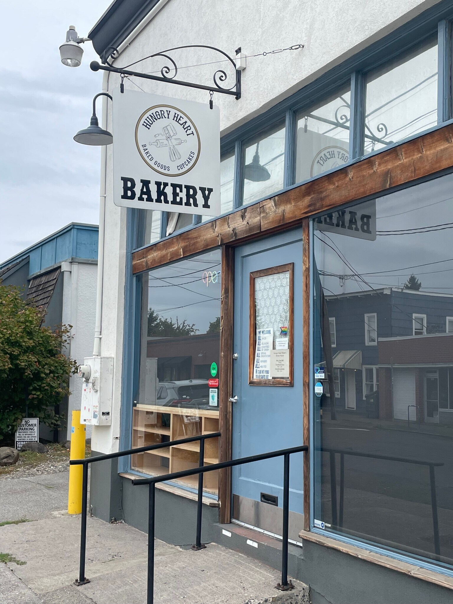 Building Photo - 833 SE 80th Ave