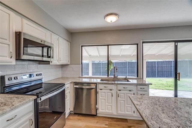 Building Photo - 1213 Bass Dr