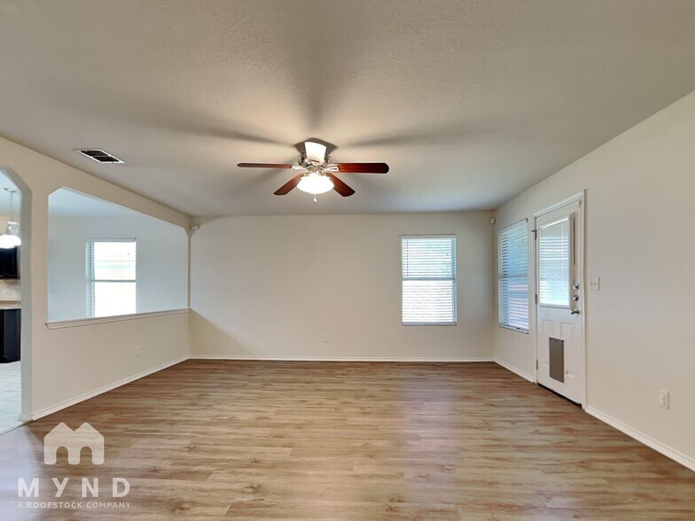 Building Photo - 7514 Saratoga Kln
