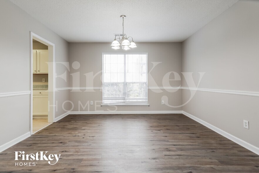 Building Photo - 3217 Ivy Lake Ct