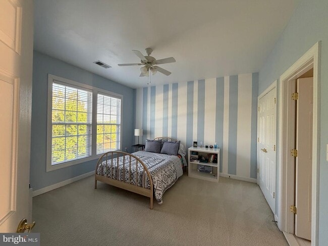 Building Photo - 2450 Transom Pl