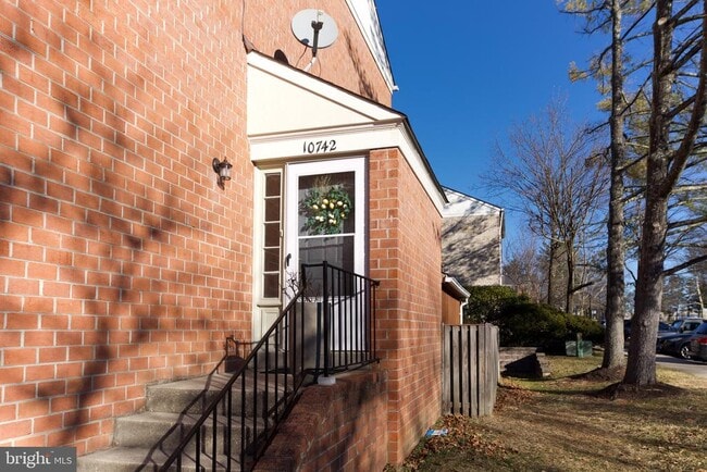 Building Photo - 10742 Cordage Walk