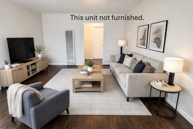 Building Photo - 3021-3021 Carmona Ave