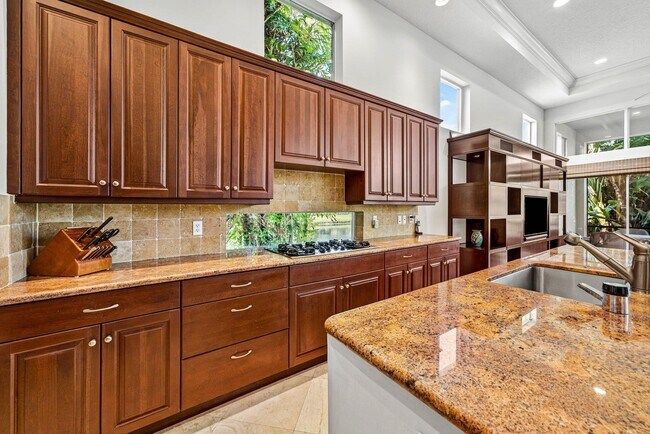 Building Photo - 123 Sunesta Cove Dr