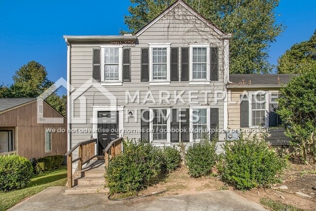 Primary Photo - 2033 Charter Ln
