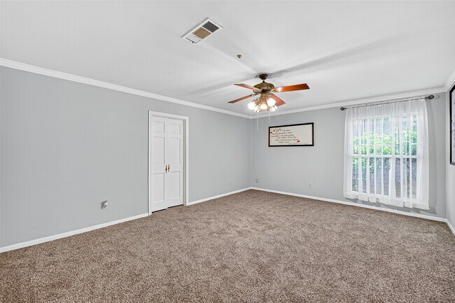 Building Photo - 15068 Kimberley Ct