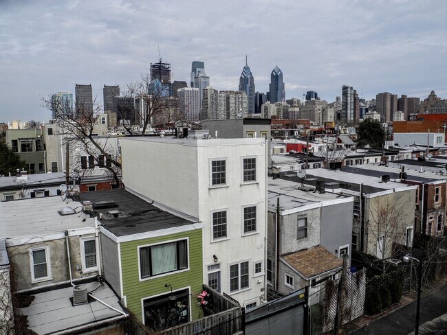 Building Photo - 2241 Fitzwater St