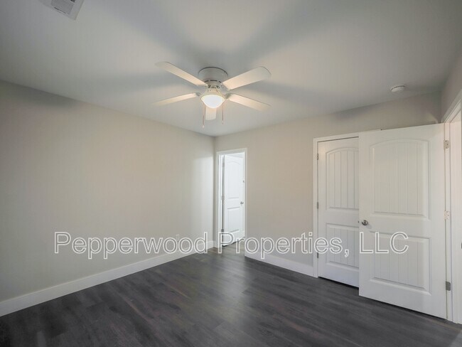Building Photo - 40 Creekside Ln