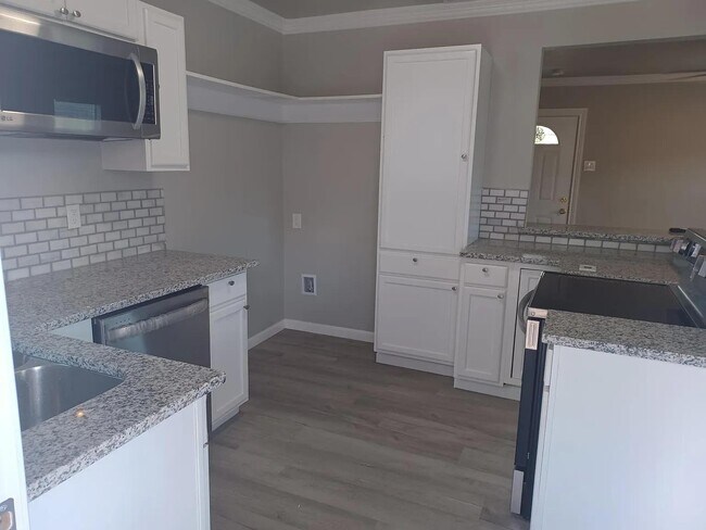 Building Photo - 1609 N 18th St