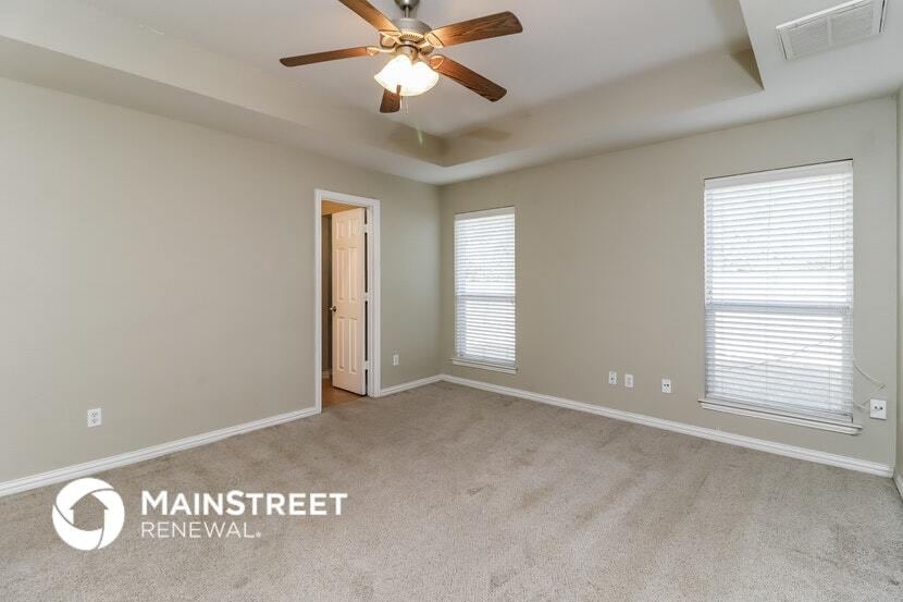 Building Photo - 247 Edison Ln