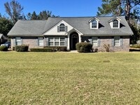 Building Photo - FOR RENT