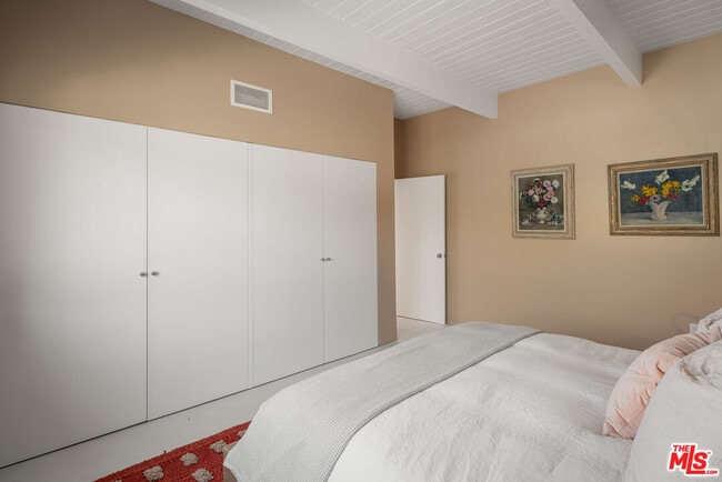 Building Photo - 1227 Tellem Dr