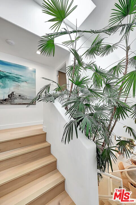 Building Photo - 6442 Lunita Rd