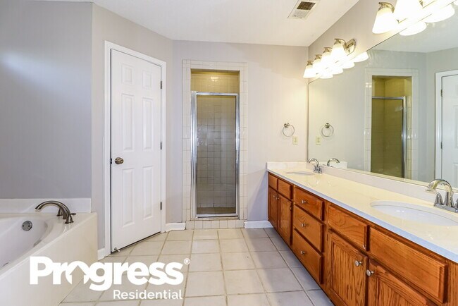 Building Photo - 10087 Keely Dr