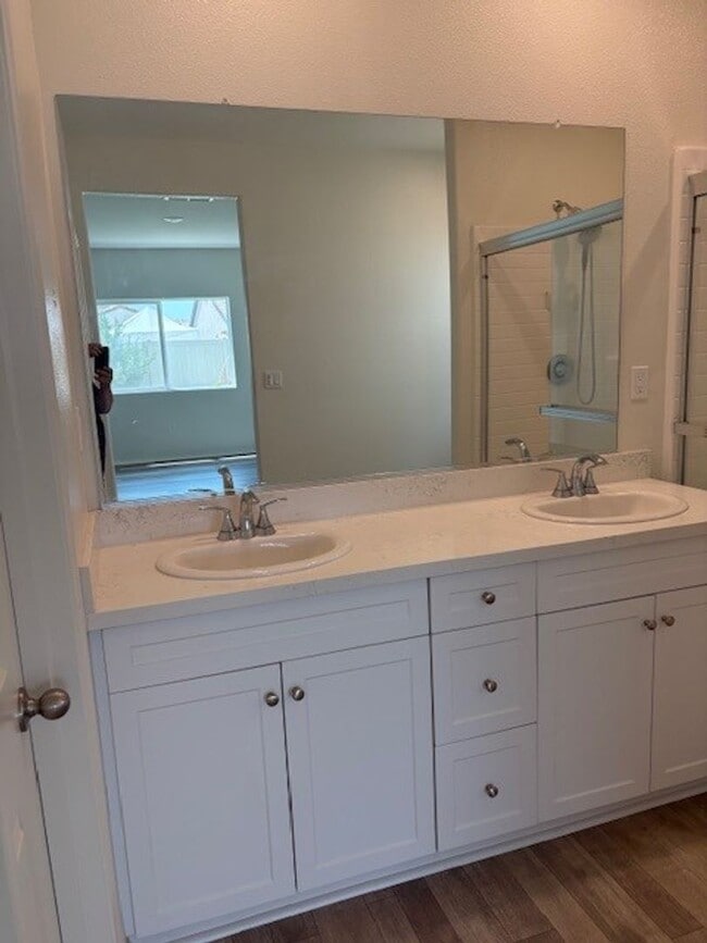 Building Photo - 3 Bedroom + Office, 2 Bath Home with Solar...