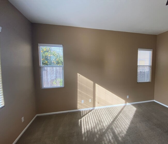 Building Photo - Gorgeous one story home in Bradley Square