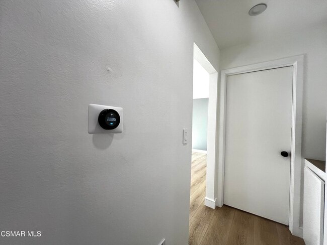 Building Photo - 2002 Calle La Sombra