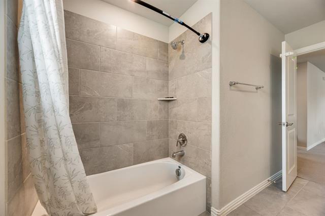 Building Photo - 605 Willet Dr