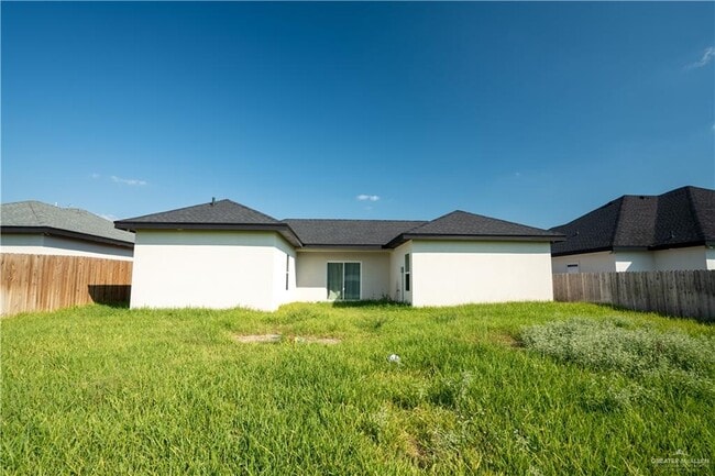 Building Photo - 2412 San Pascual St