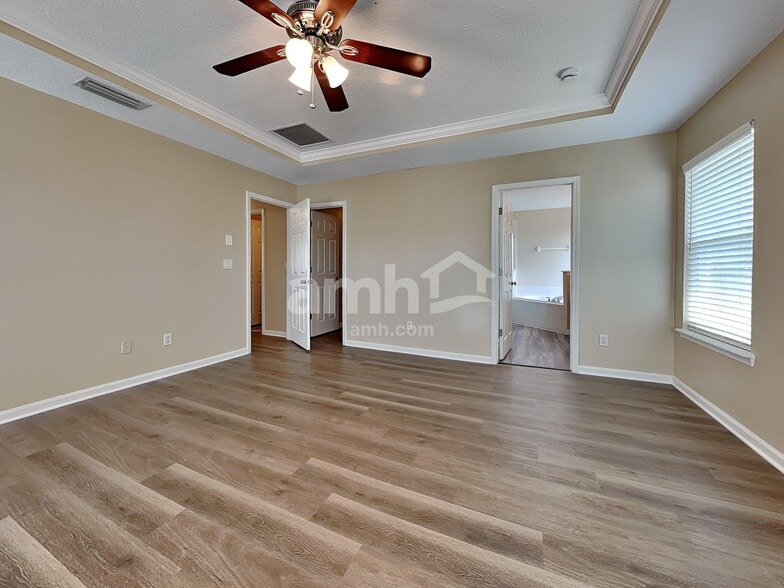 Building Photo - 11417 Johnson Creek Cir