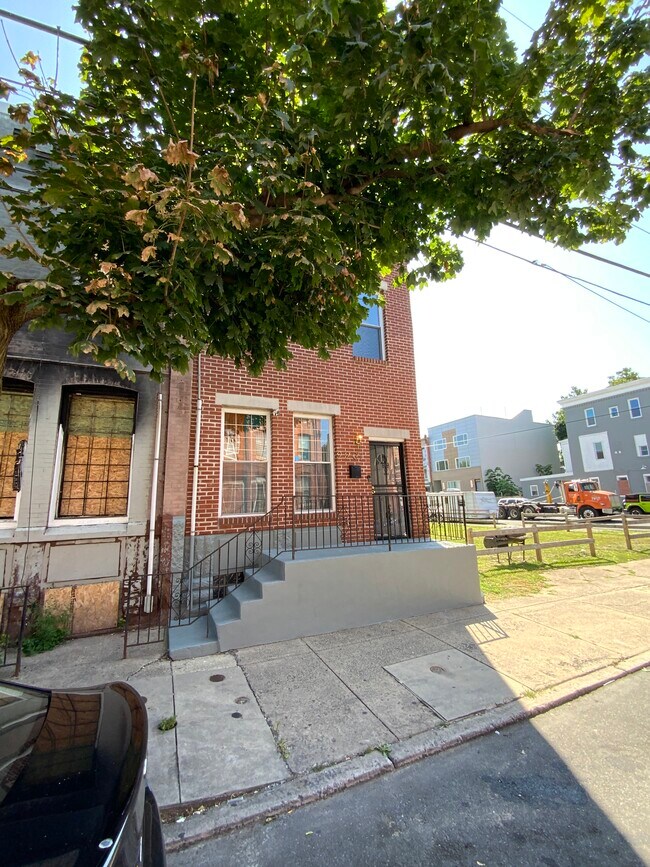 Building Photo - 2207 N 18th St